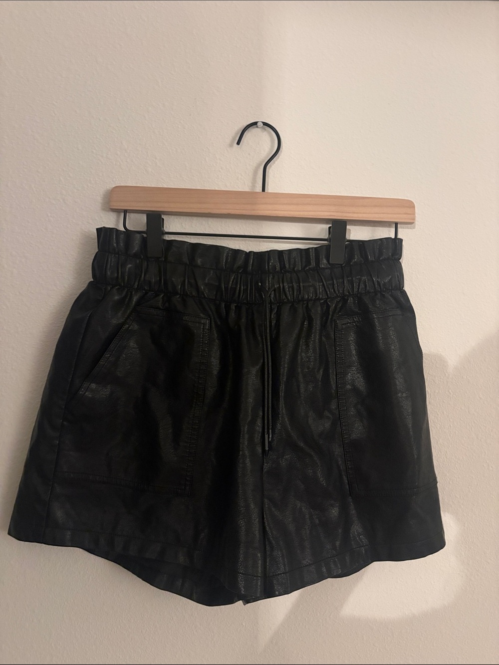 High waisted Faux Leather shorts